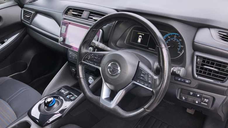 Nissan LEAF 110kW Acenta 40kWh 5dr Auto Electric Hatchback